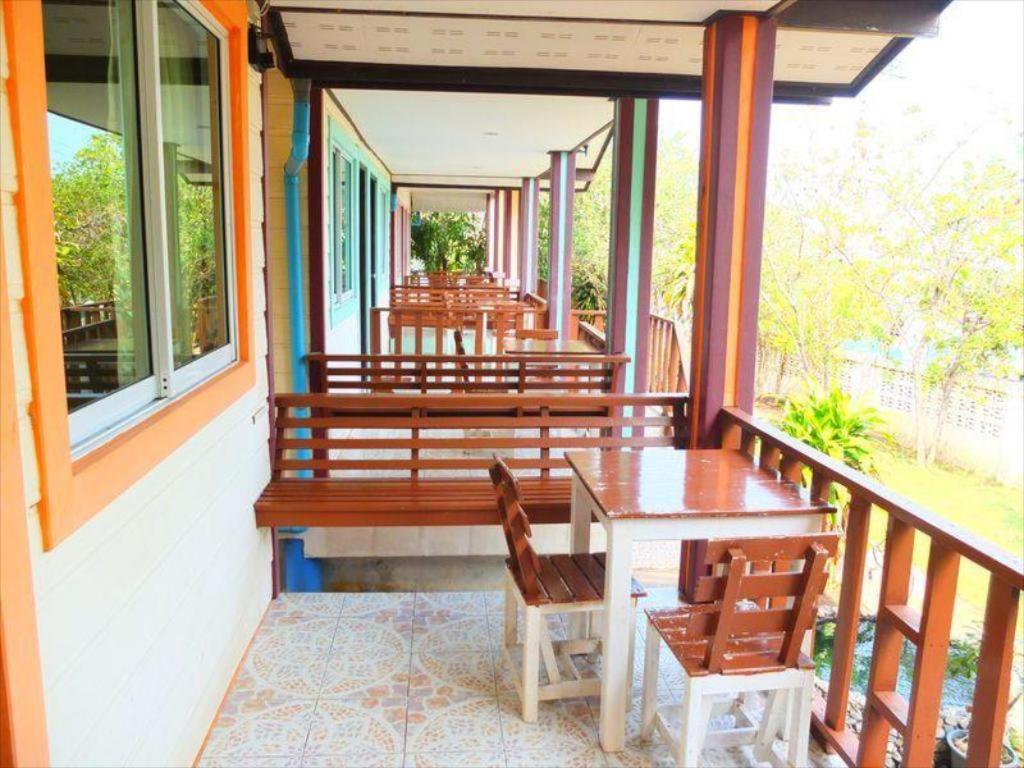 Kanchanaporn Resort Koh Larn Exterior foto