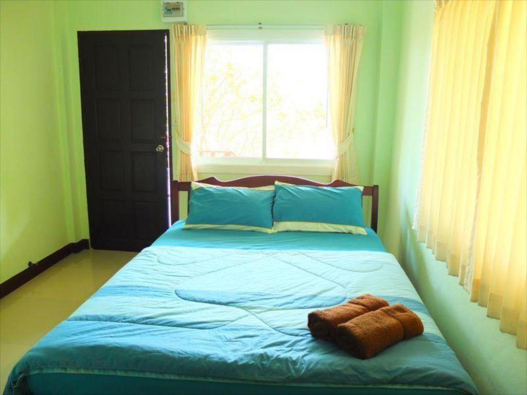 Kanchanaporn Resort Koh Larn Exterior foto